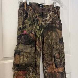 Mossy Oak Women’s Camo Cargo Pants *NWOT   Small